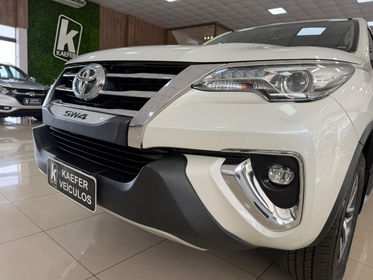  HILUX SW4 SRX 4X4 2.8 TDI 16V DIESEL AUT. 7 LUG