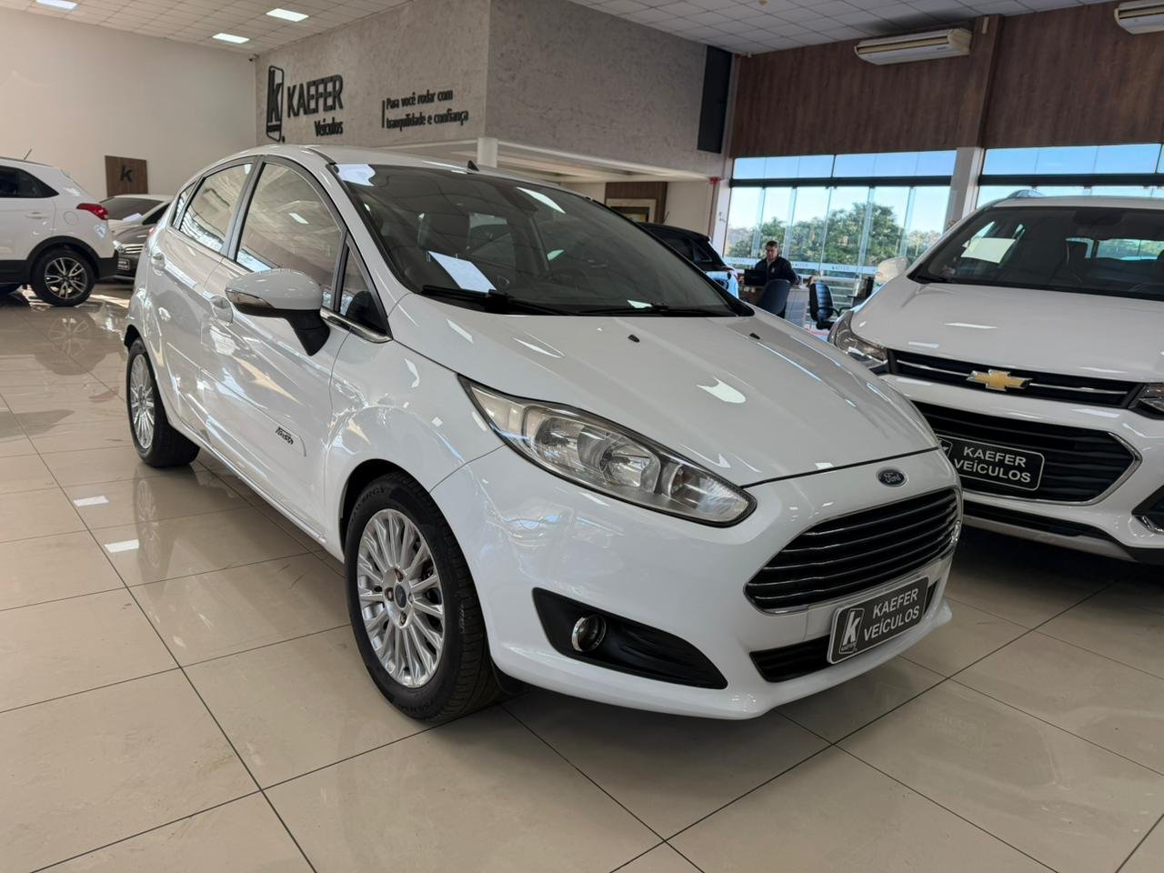  NEW FIESTA HATCH HATCH TITANIUM 1.6 FLEX 16V AUT.
