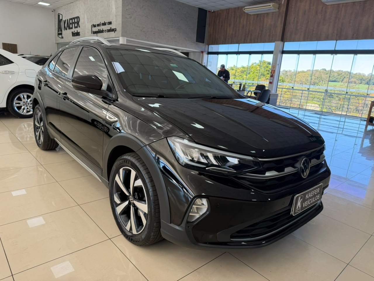  NIVUS Highline 1.0 200 Tsi Flex Aut.