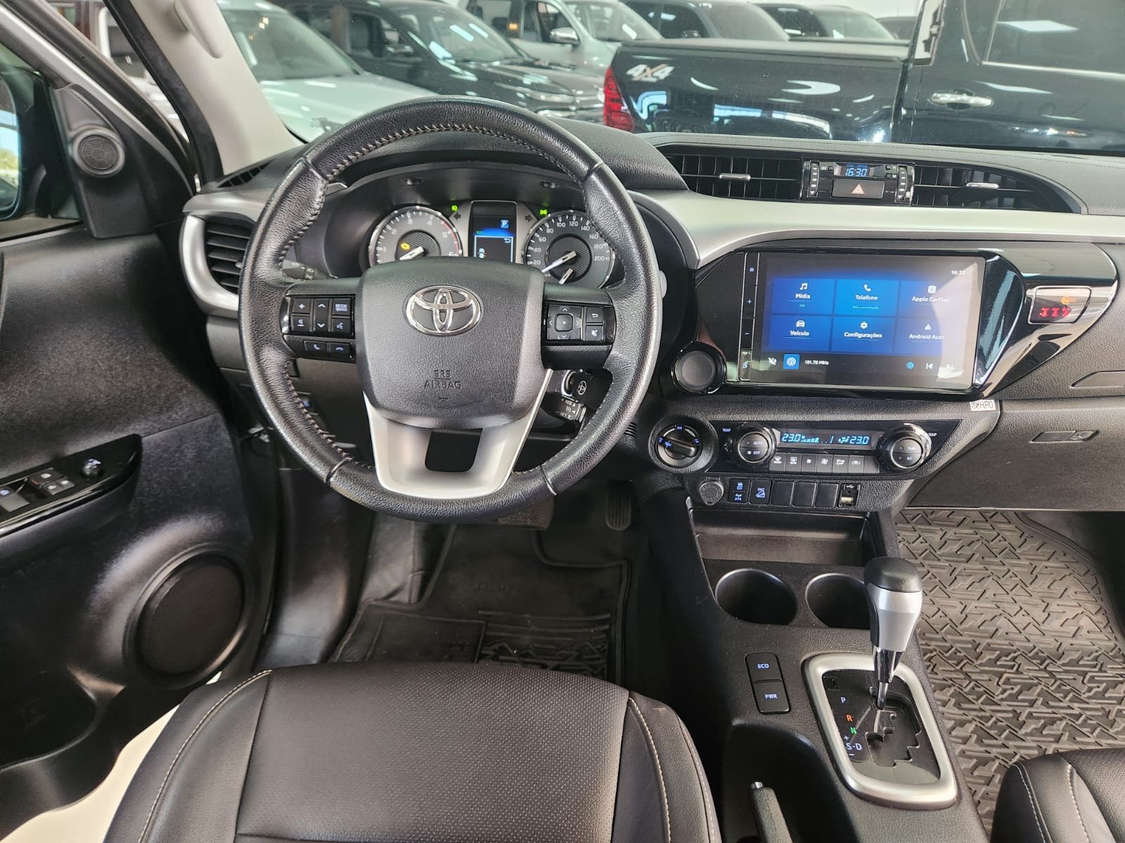  HILUX SR SR 2.8 4X4 TDI 16V AUT 