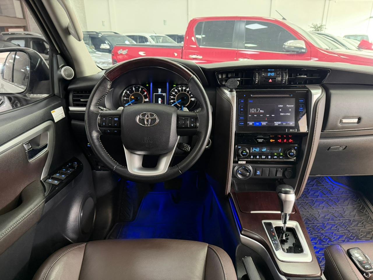  HILUX SW4 SRX 4X4 2.8 TDI 16V DIESEL AUT. 7 LUG