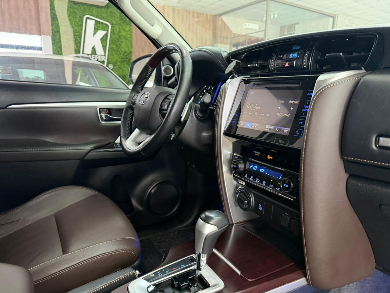  HILUX SW4 SRX 4X4 2.8 TDI 16V DIESEL AUT. 7 LUG