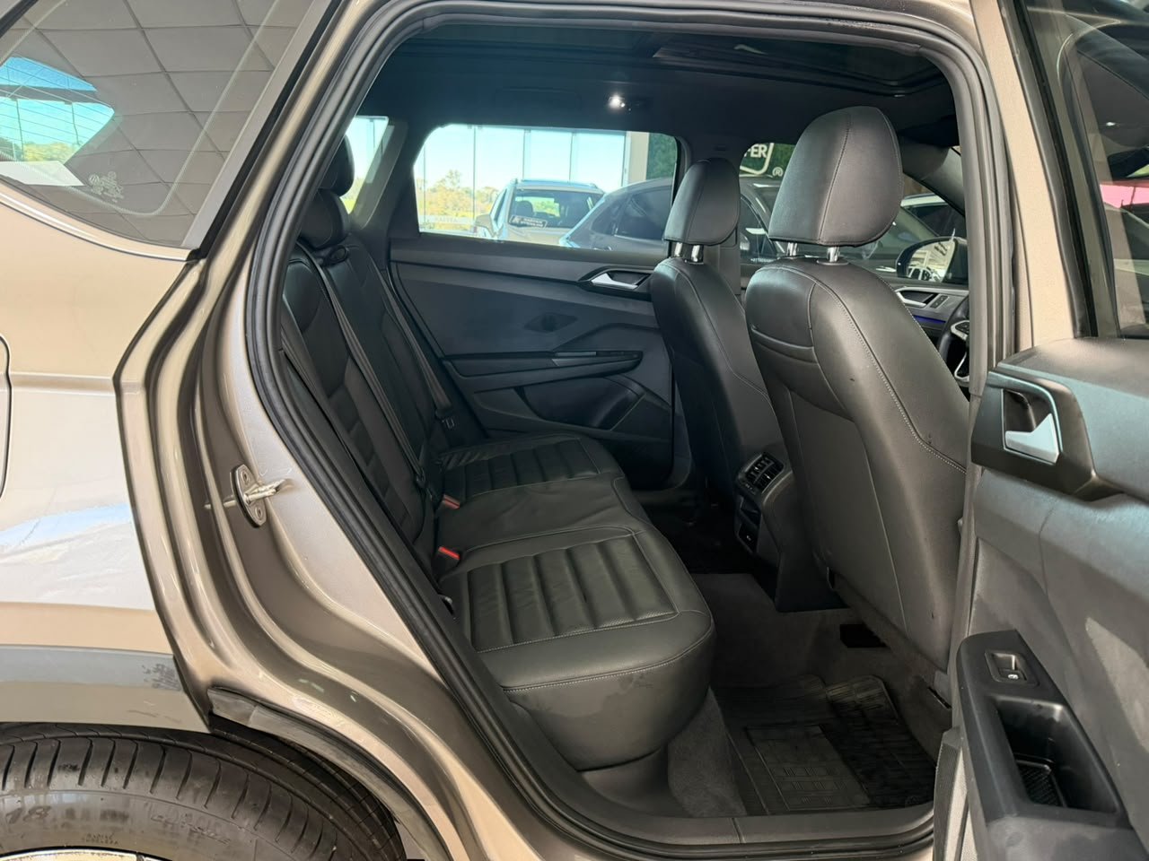  TAOS HIGHLINE 1.4 250 TSI AUT.