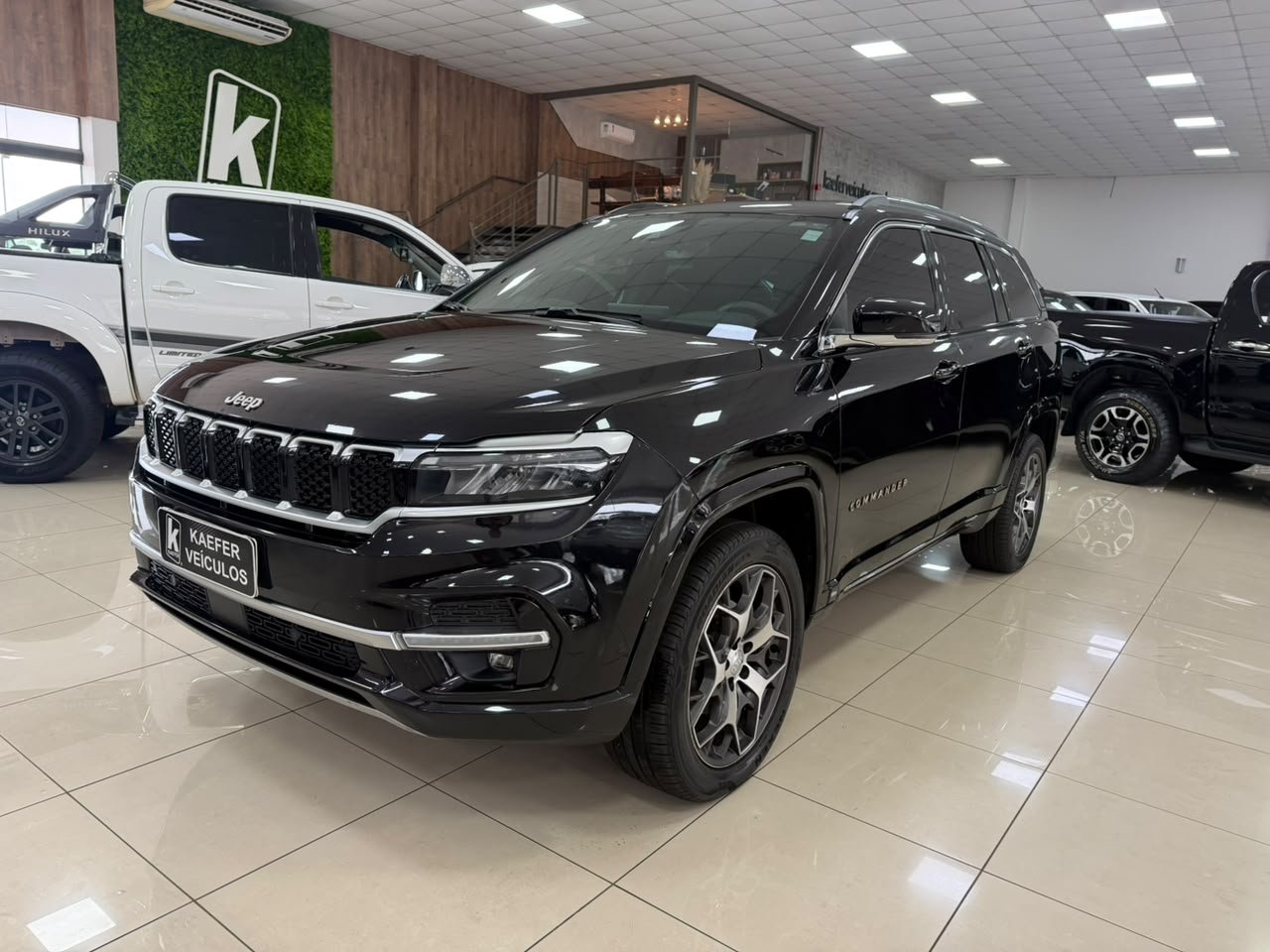  COMMANDER OVERLAND TD380 2.0 4X4 DIESEL AUT.