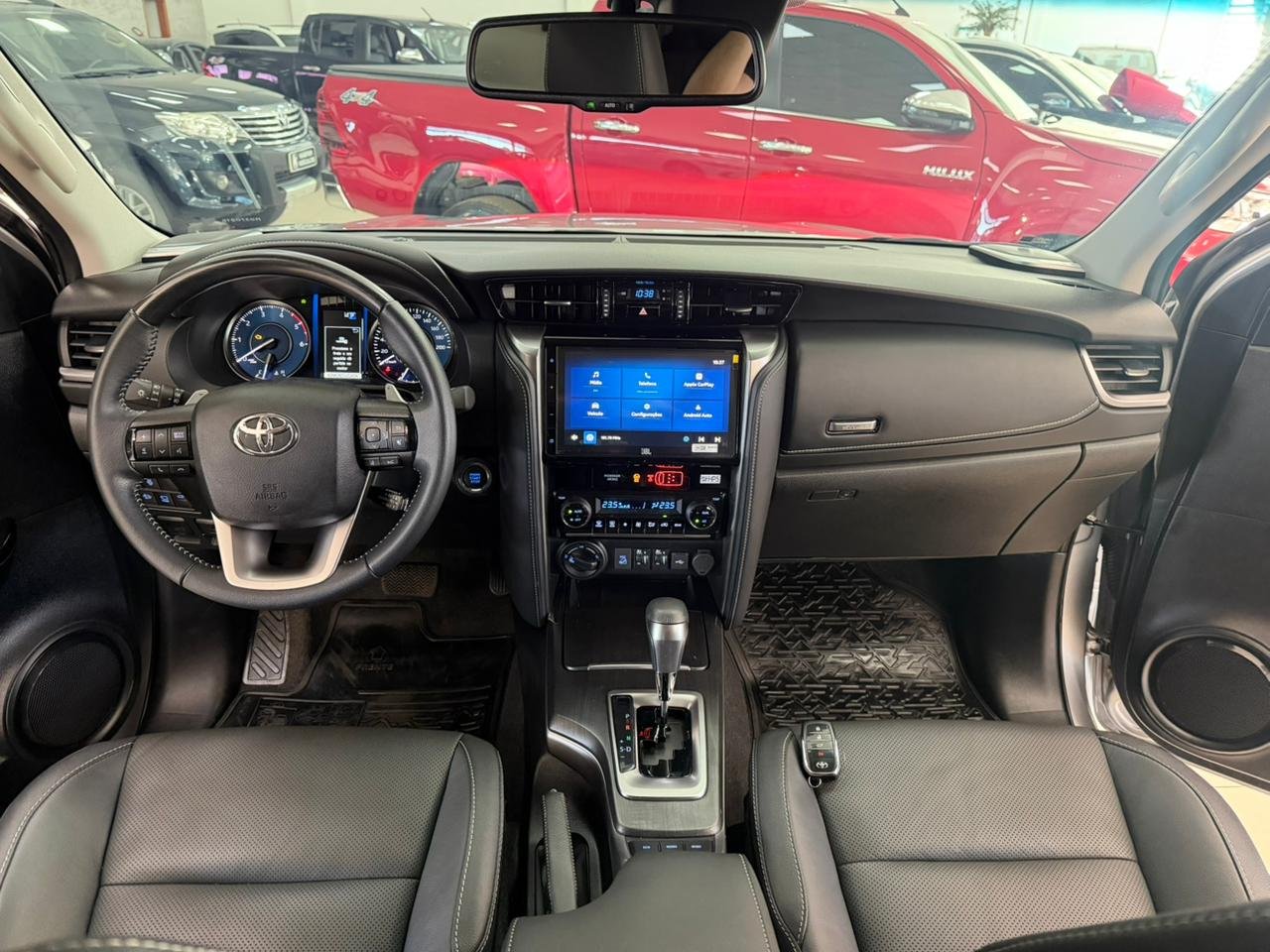  HILUX SW4 SRX PLATINUM  4X4 2.8 TDI 16V DIESEL AUT. 7 LUG