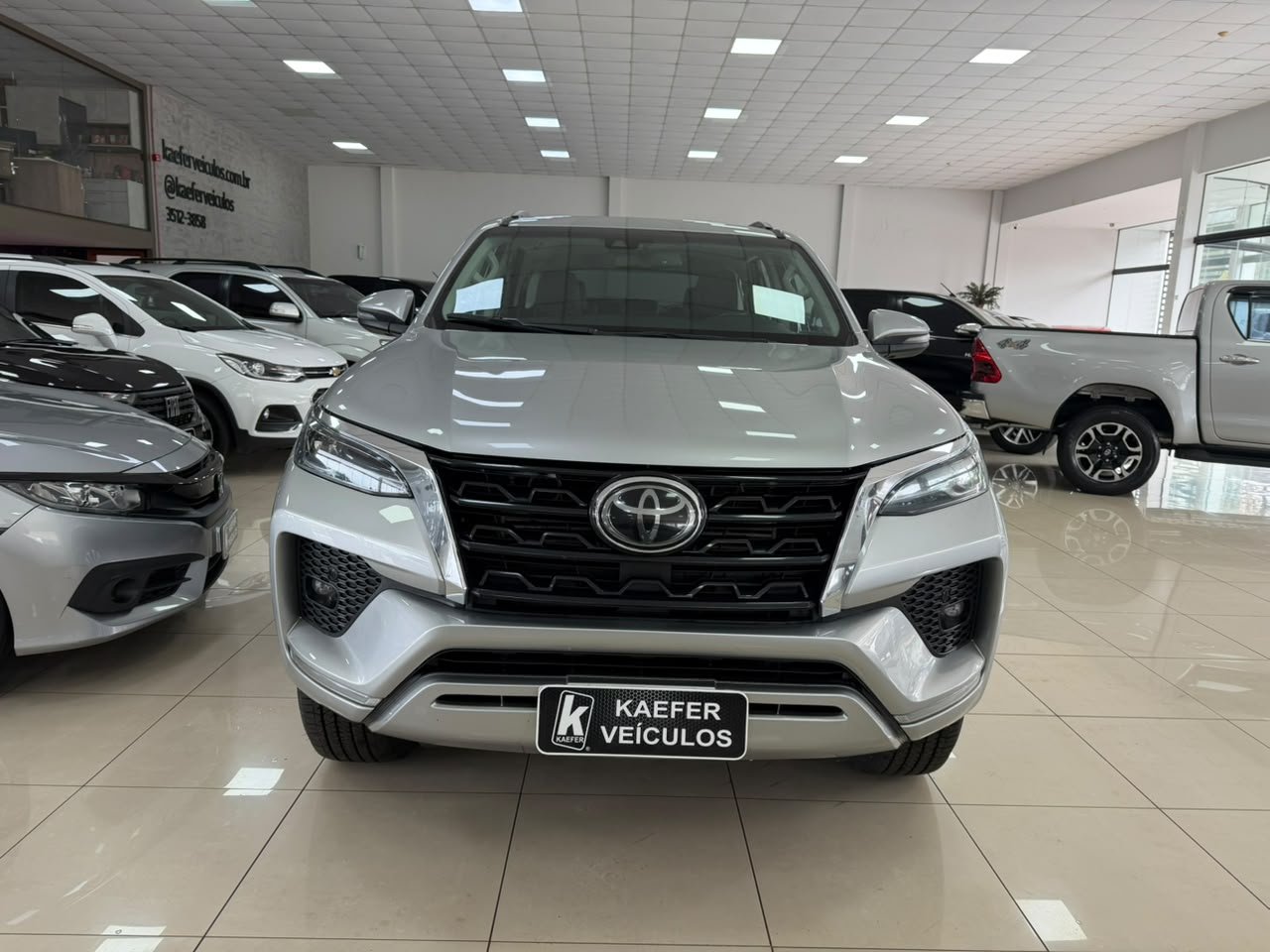  HILUX SW4 SRX 4X4 2.8 TDI 16V DIESEL AUT. 7 LUG