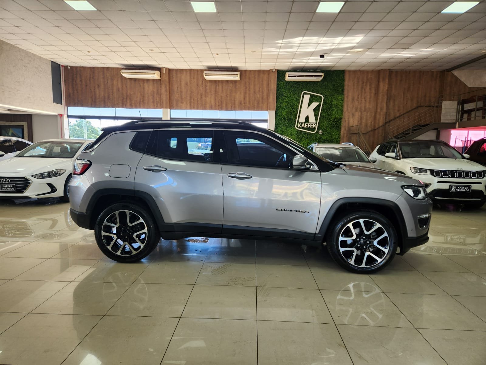  COMPASS Limited 2.0 4x2 Flex 16v Aut.