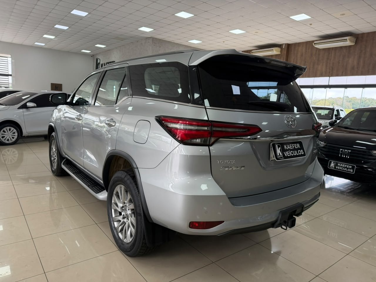  HILUX SW4 SRX 4X4 2.8 TDI 16V DIESEL AUT. 7 LUG