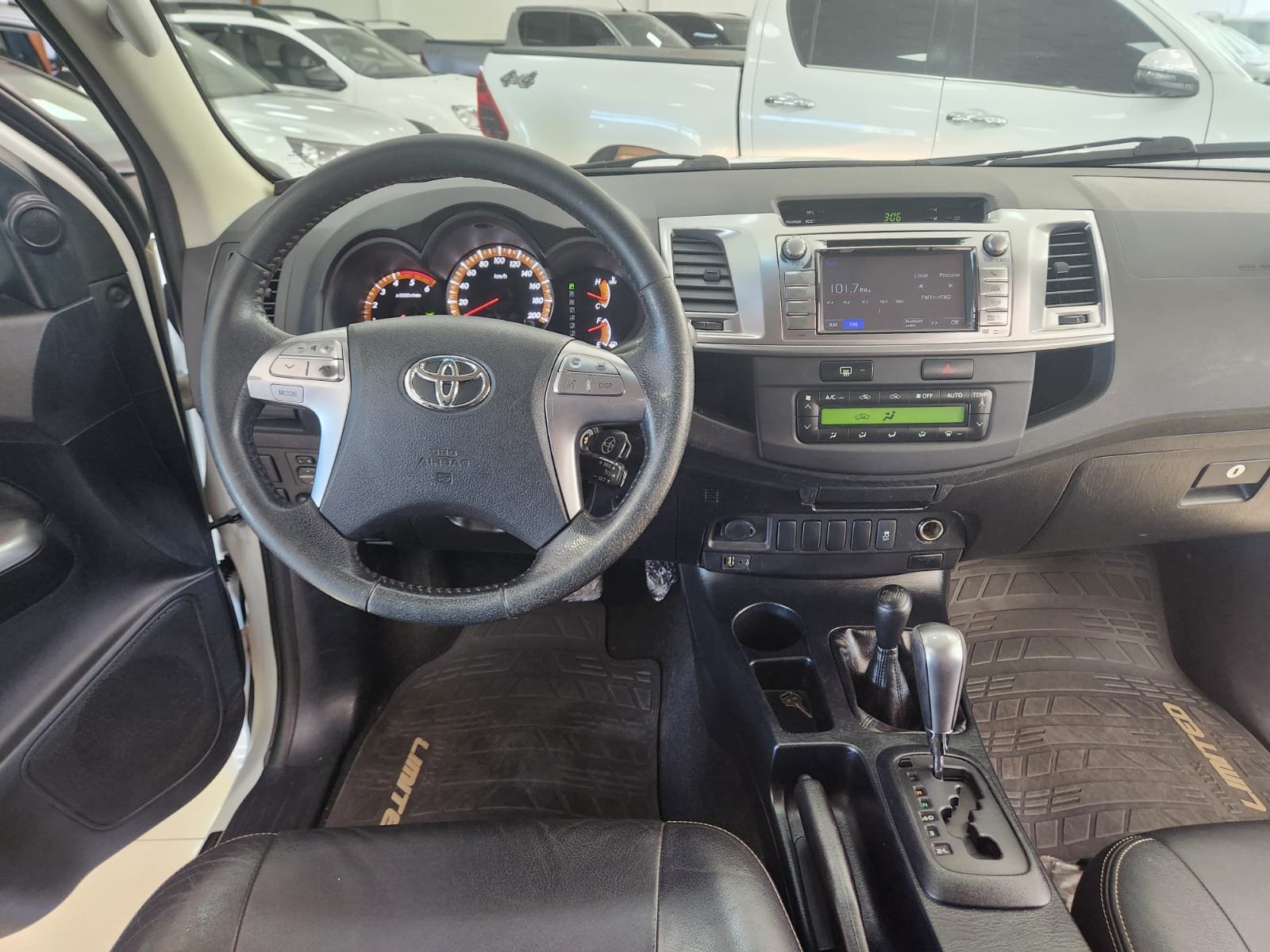  HILUX LIMITED D4-d 4x4 3.0 Tdi Dies. AUT