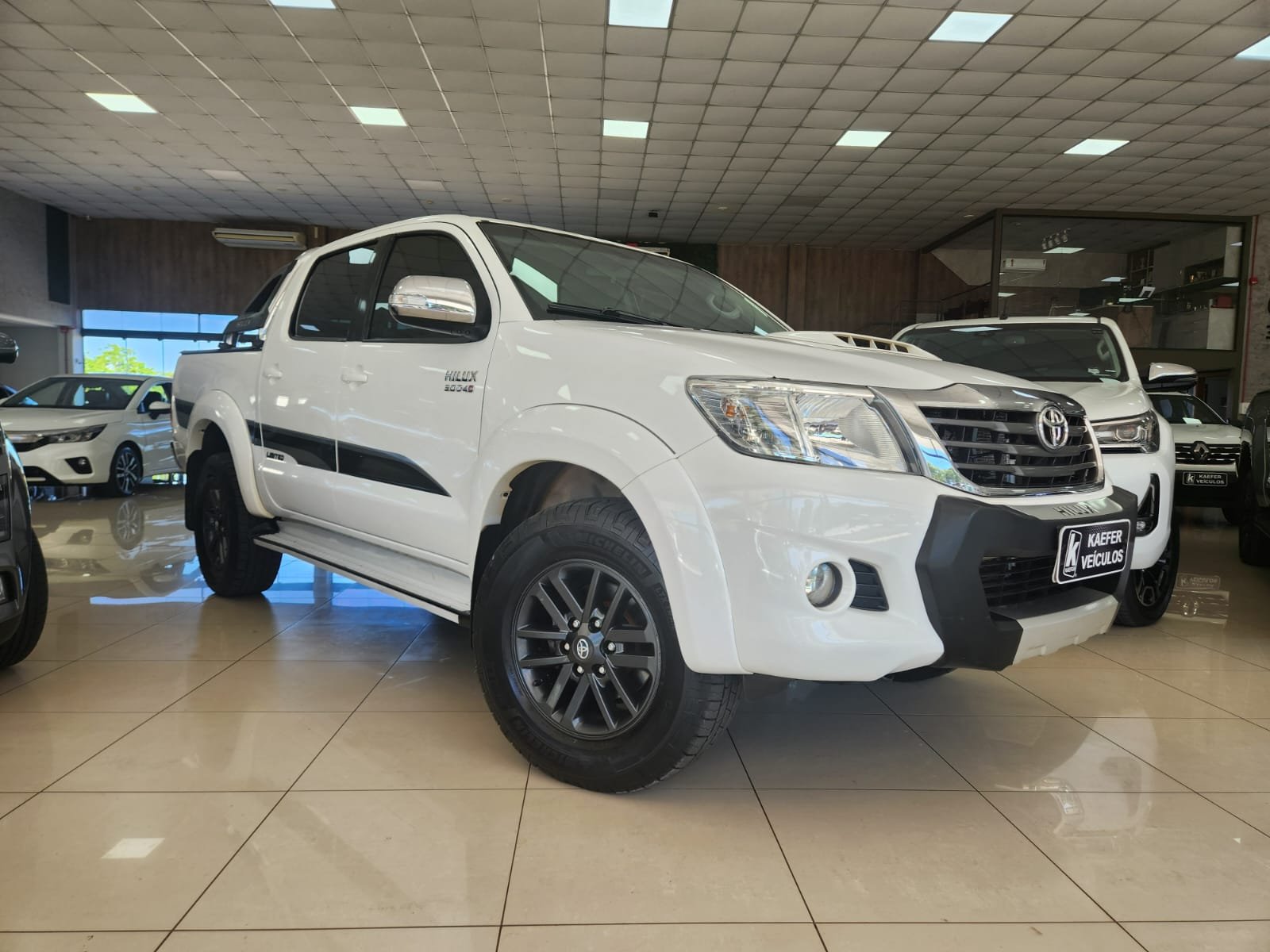  HILUX LIMITED D4-d 4x4 3.0 Tdi Dies. AUT