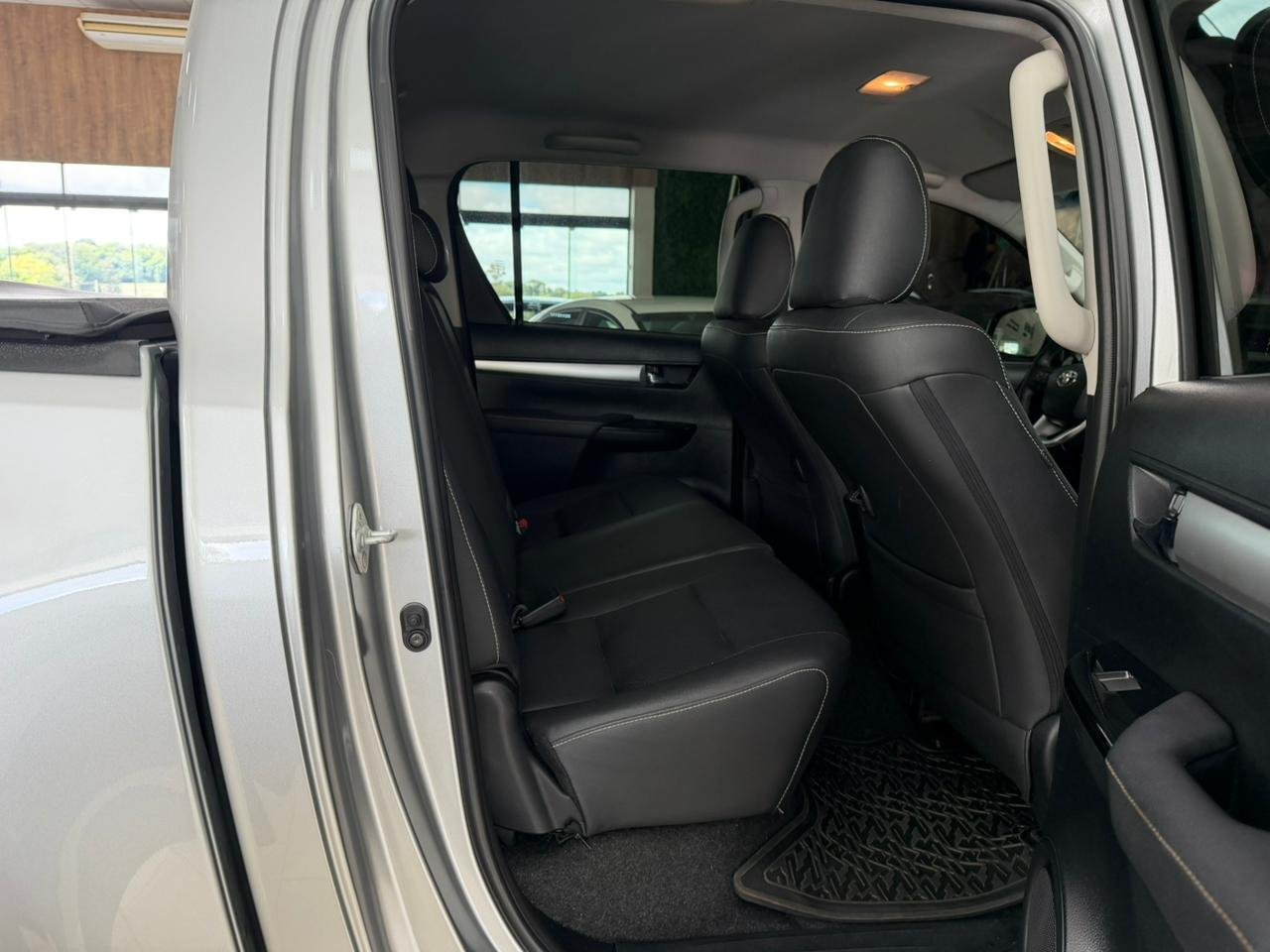  HILUX SR SR 2.8 4X4 TDI 16V AUT 