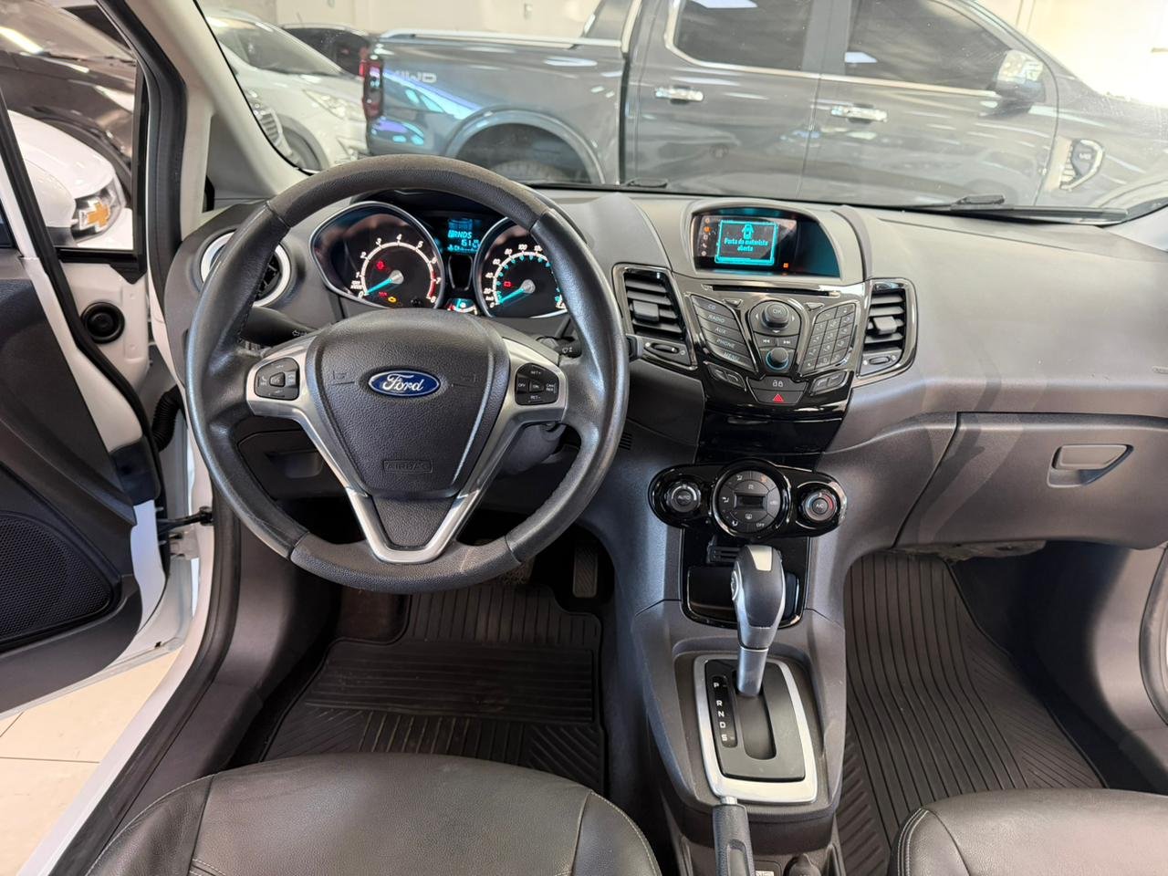  NEW FIESTA HATCH HATCH TITANIUM 1.6 FLEX 16V AUT.