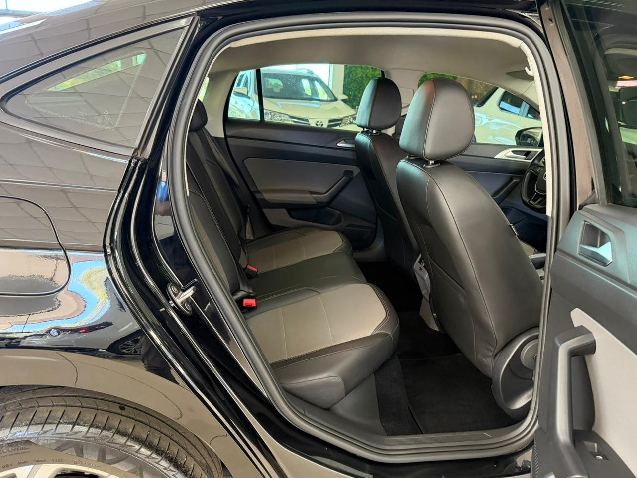  VIRTUS  HIGHLINE 200 TSI 1.0 FLEX 12V AUT