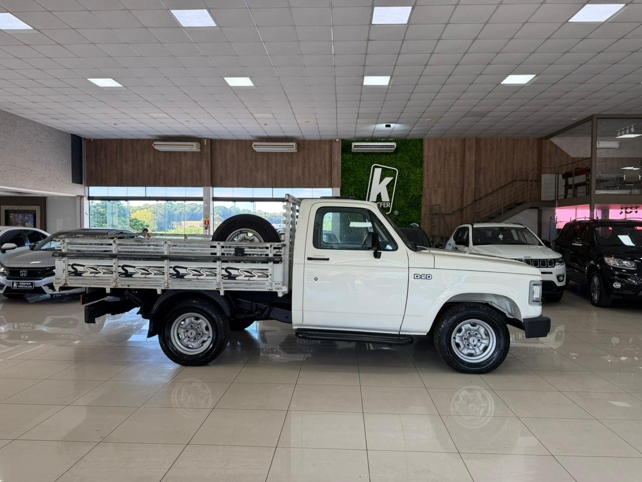  D20 CUSTOM CARROCERIA DE MADEIRA