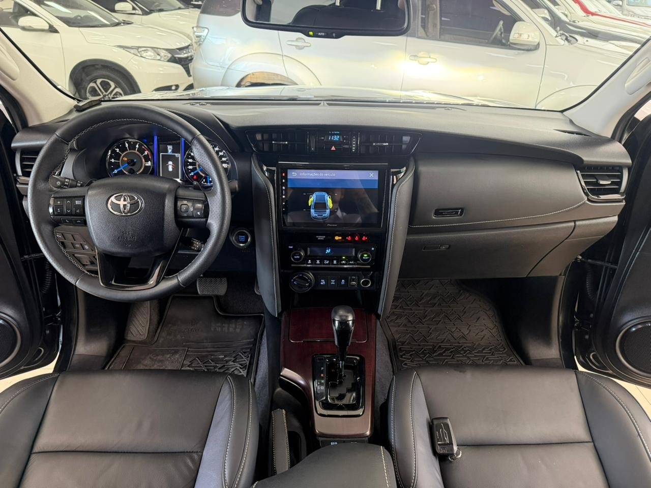  HILUX SW4 SRX 4X4 2.8 TDI 16V DIESEL AUT. 7 LUG