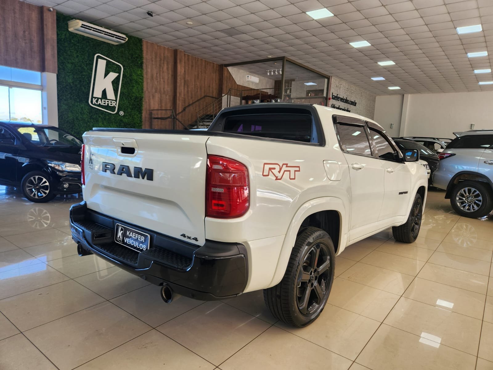  RAMPAGE RT HURRICANE 4 2.0 TB CD 4X4 AUT. 272CV