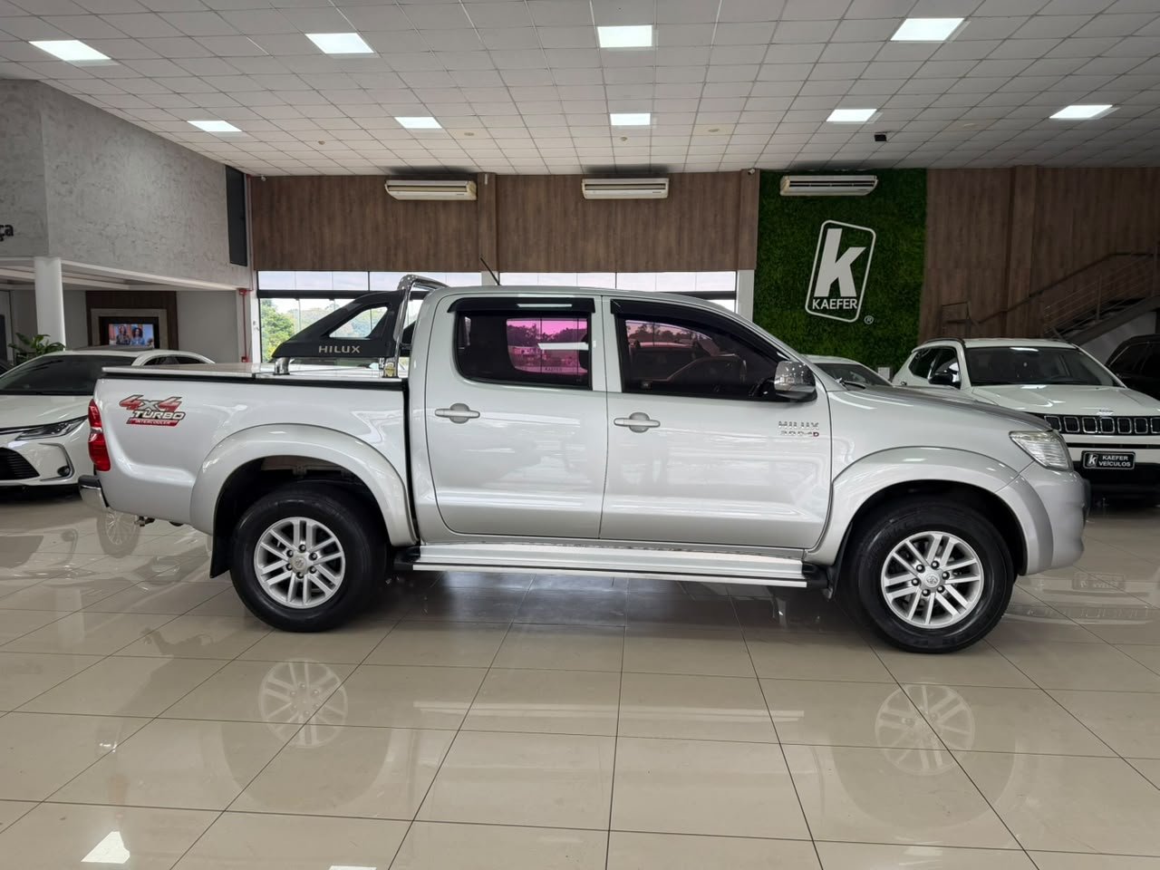  HILUX SRV Srv D4-d 4x4 3.0 Tdi Dies. AUT