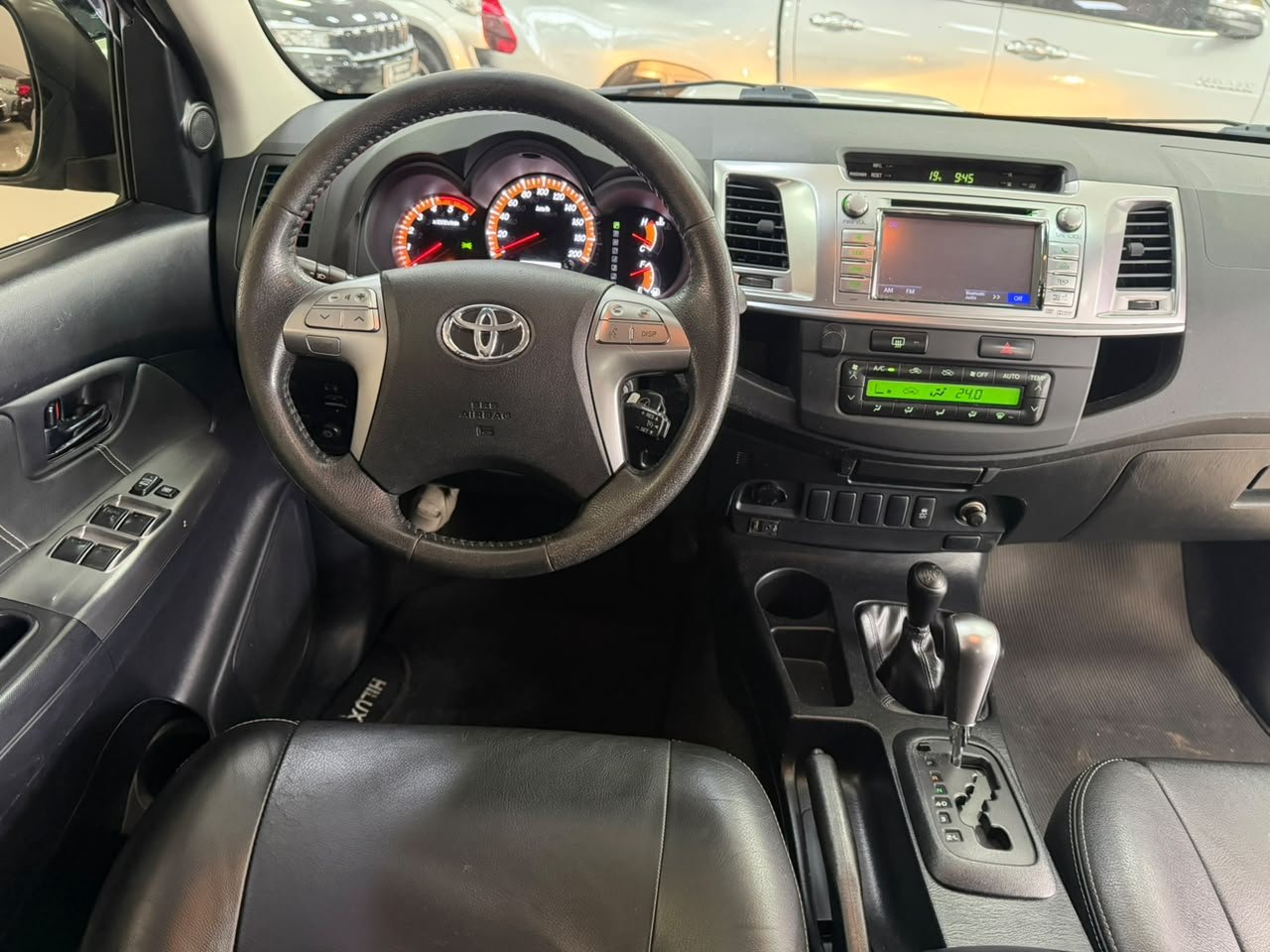  HILUX SRV Srv D4-d 4x4 3.0 Tdi Dies. AUT