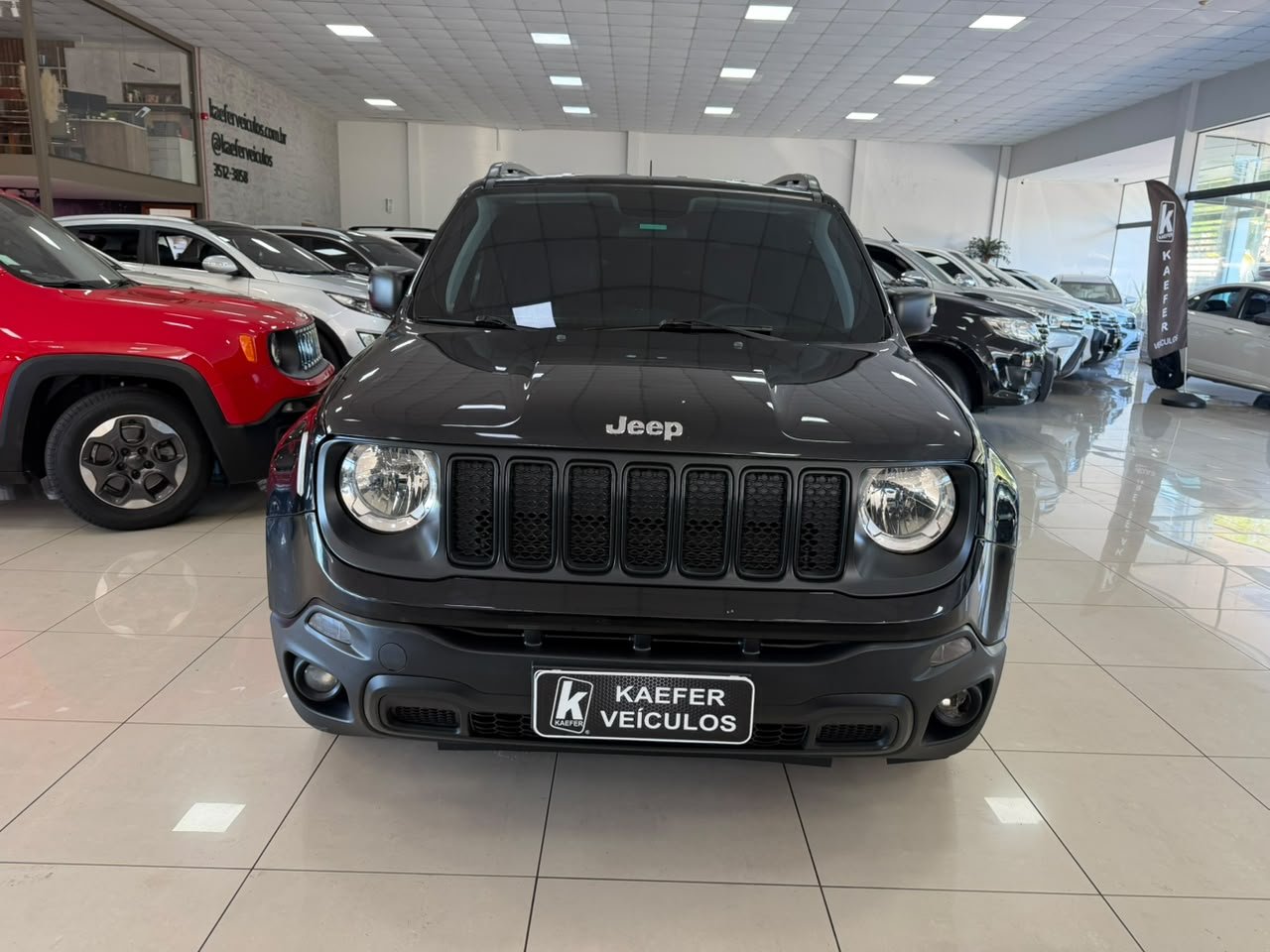  RENEGADE 1.8 16V AUT. 