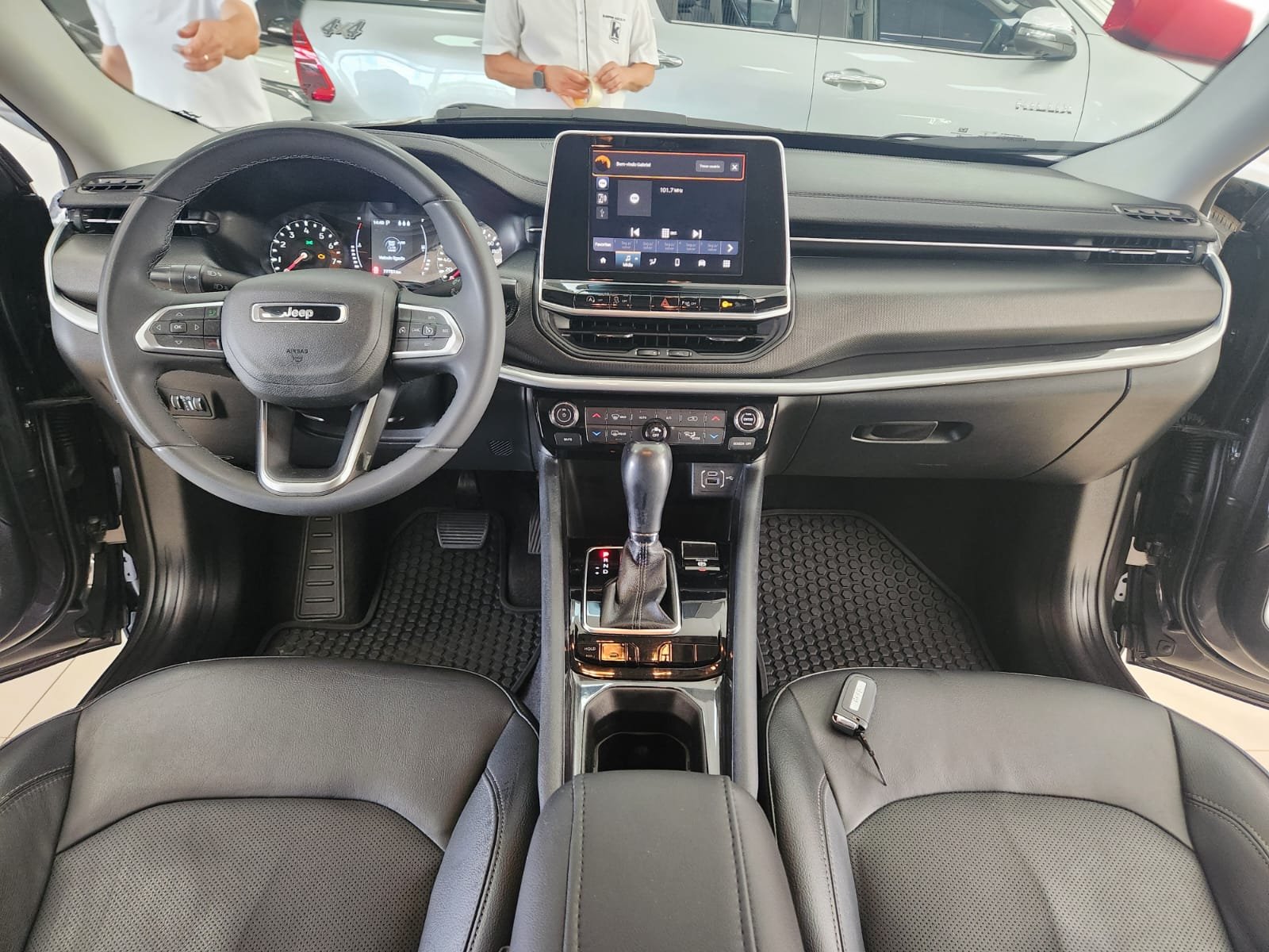  COMPASS SPORT T270 1.3 TB 4X2 FLEX AUT.