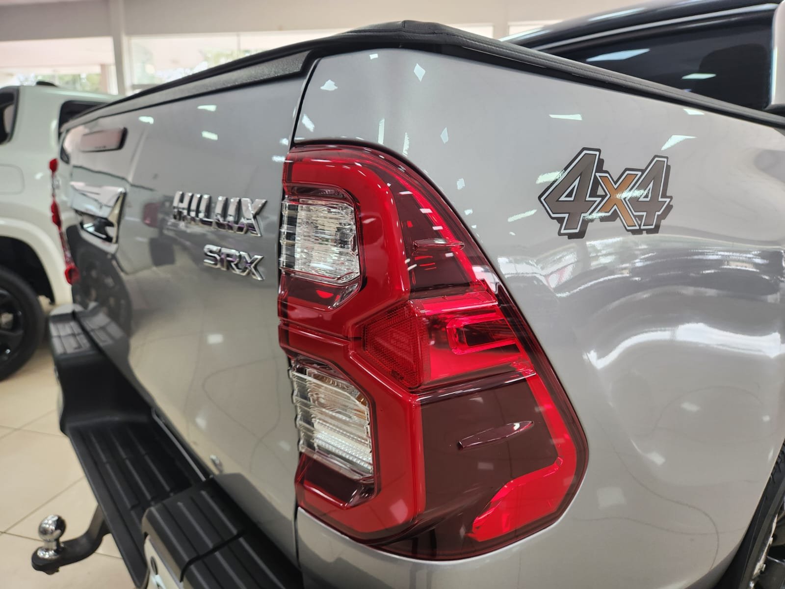  HILUX SRX SRX 2.8 4X4 TDI 16V AUT 