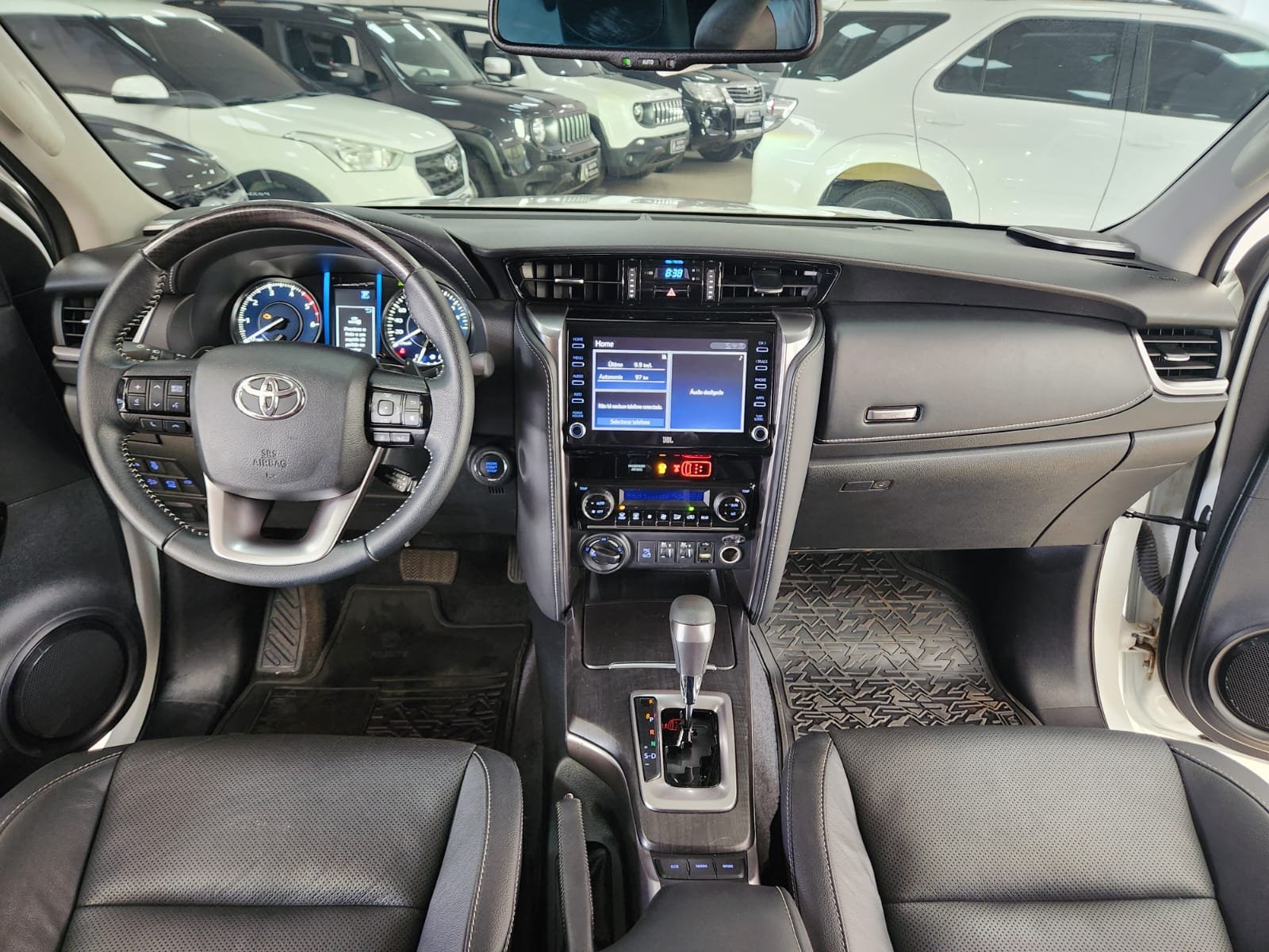  HILUX SW4 SRX 2.8 4X4 TDI 16V AUT 7 LUGARES