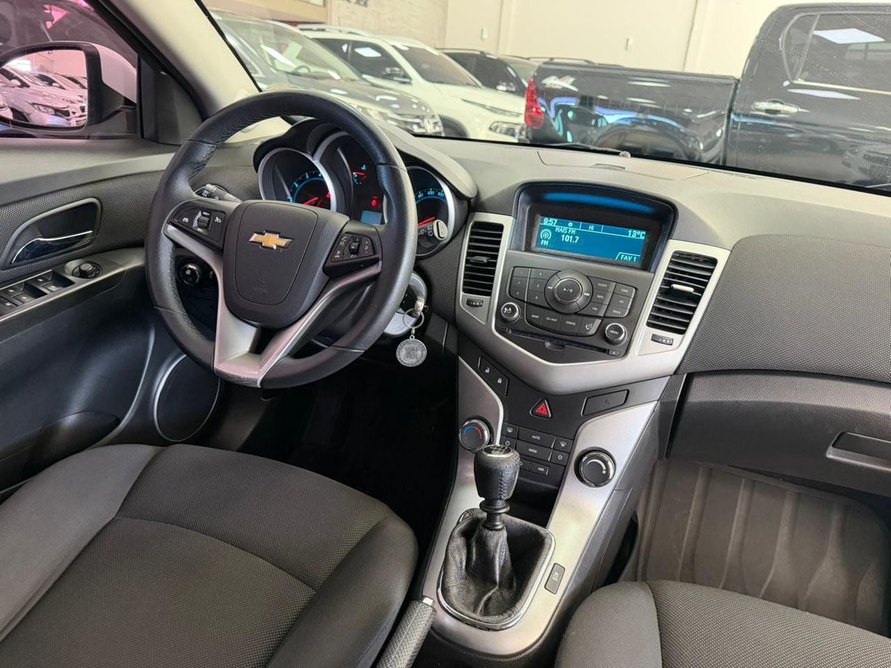  CRUZE HATCH LT 1.8 16V FLEXP. 5P MEC. 