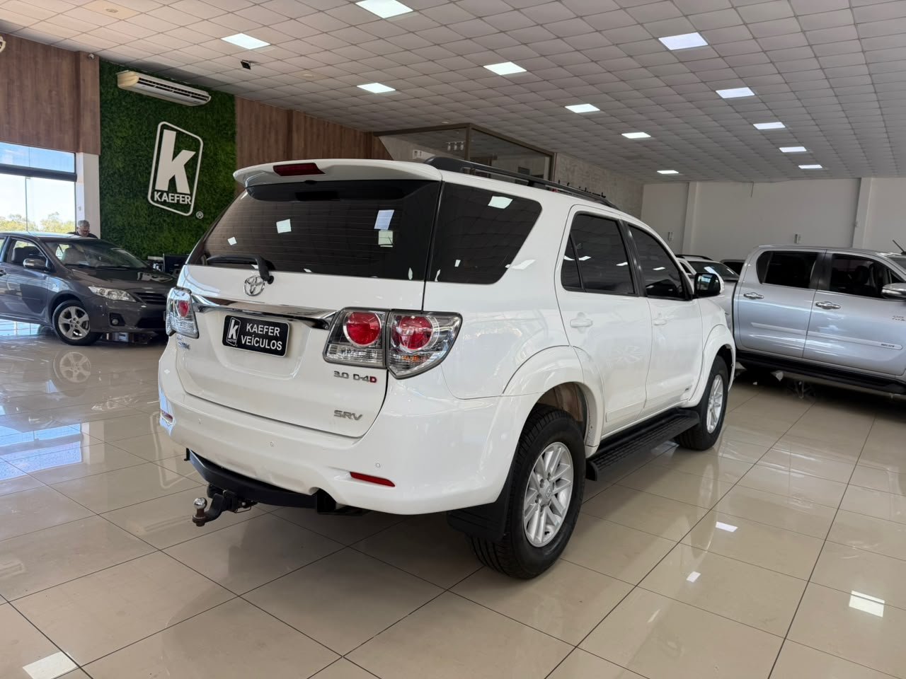  HILUX SW4 Sw4 Srv D4-d 4x4 3.0 Tdi Dies. Aut