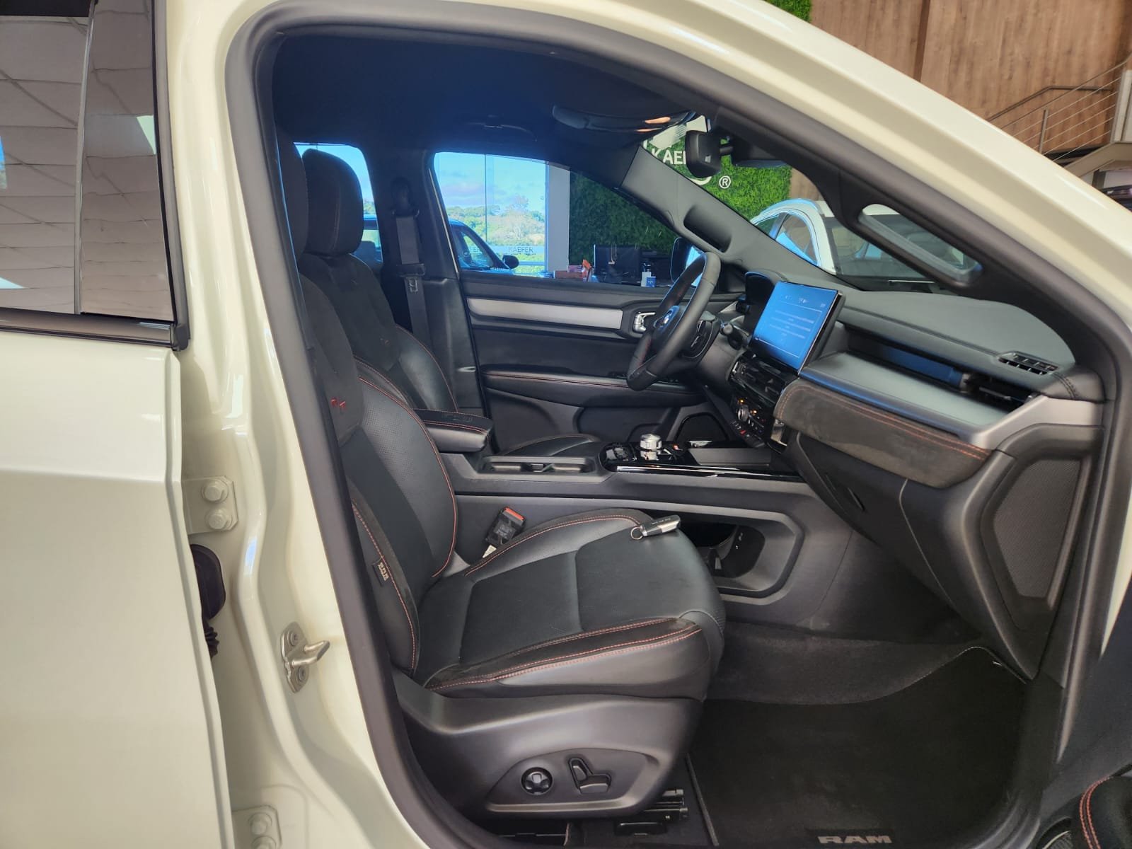  RAMPAGE RT HURRICANE 4 2.0 TB CD 4X4 AUT. 272CV