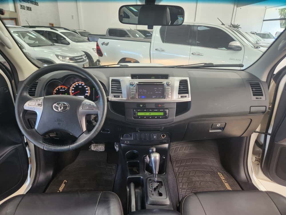  HILUX LIMITED D4-d 4x4 3.0 Tdi Dies. AUT
