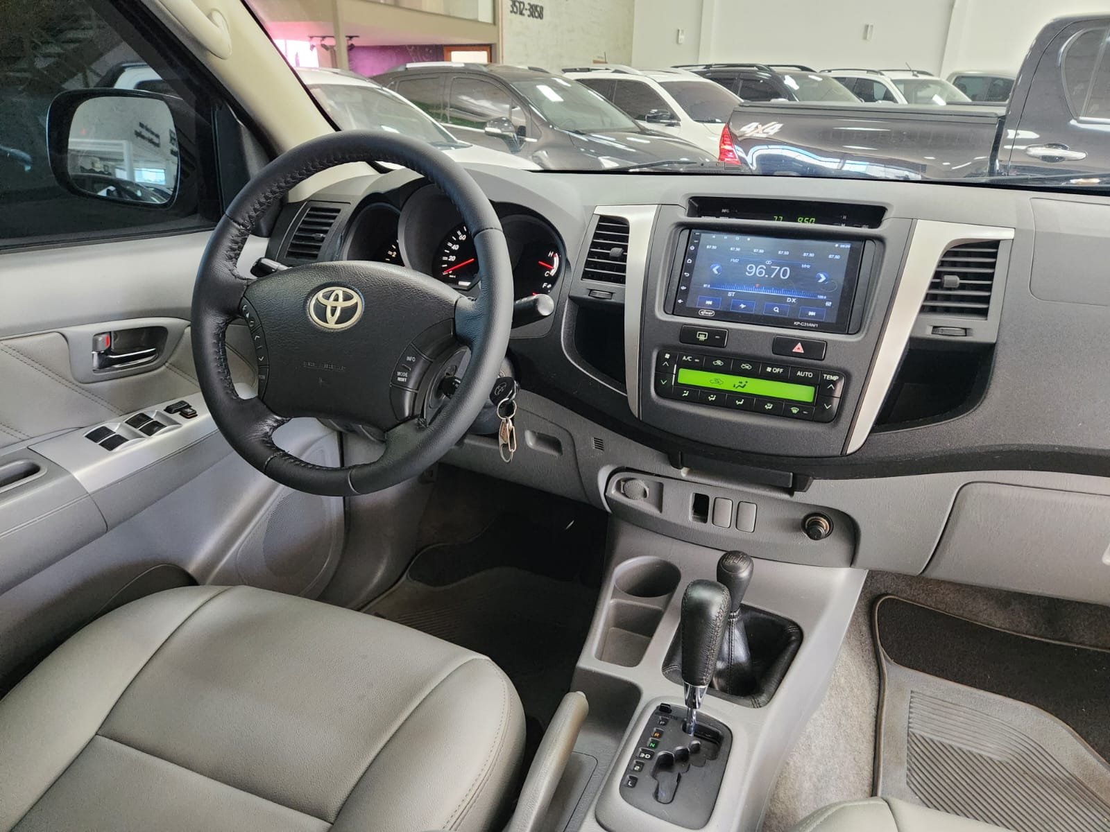  HILUX SRV Srv D4-d 4x4 3.0 Tdi Dies. AUT