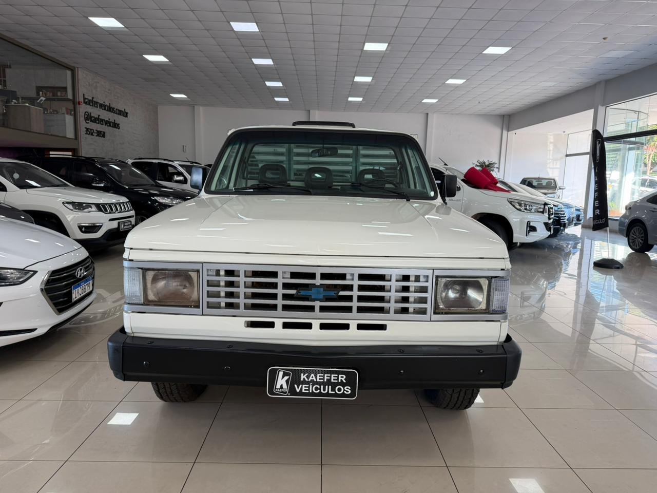  D20 CUSTOM CARROCERIA DE MADEIRA