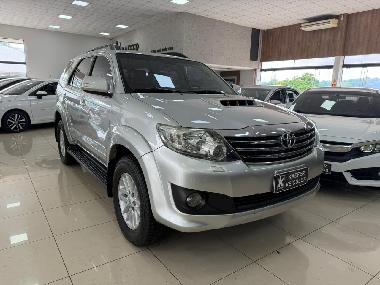  HILUX SW4 Sw4 Srv D4-d 4x4 3.0 Tdi Dies. Aut