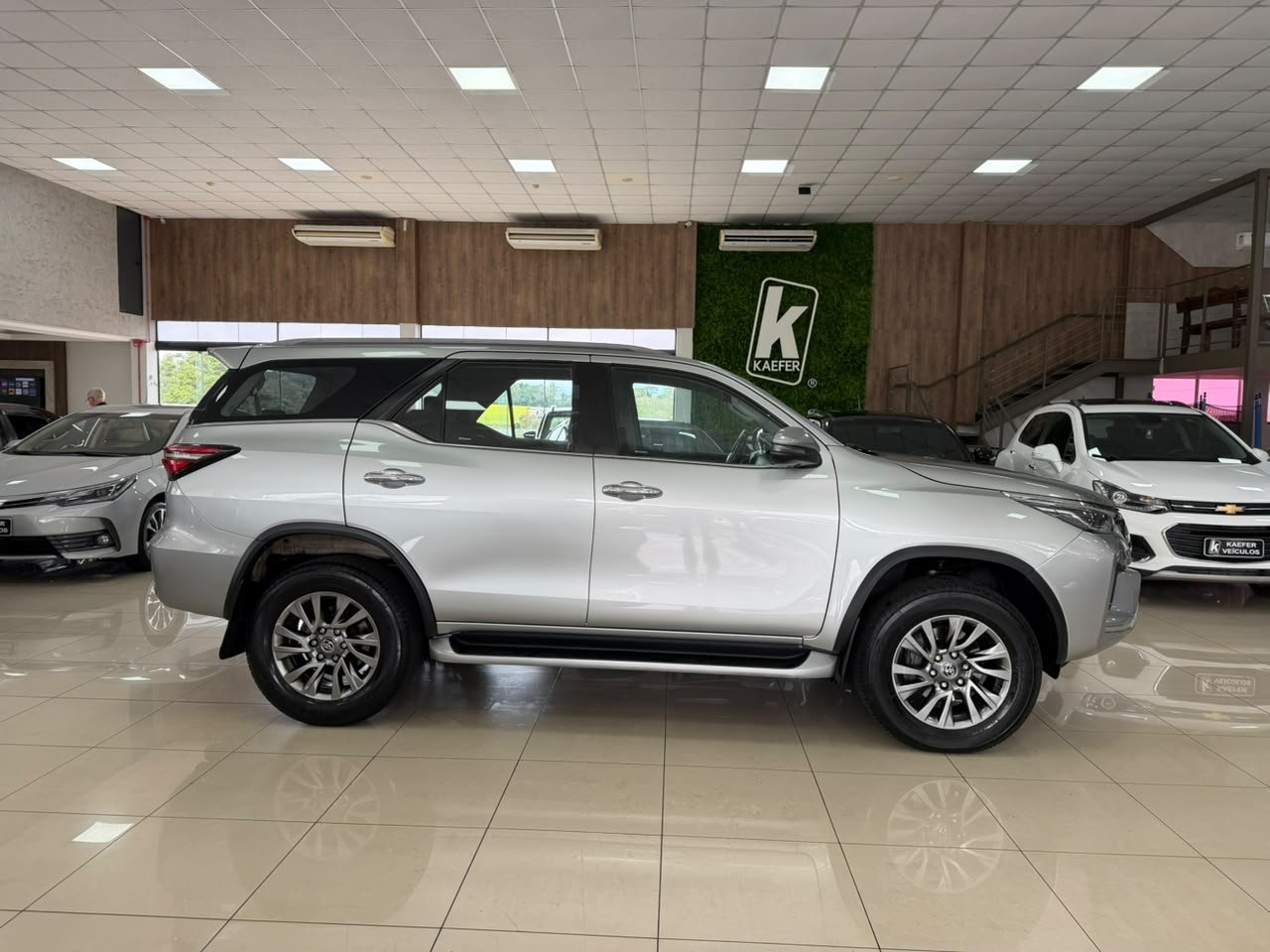  HILUX SW4 SRX 4X4 2.8 TDI 16V DIESEL AUT. 7 LUG