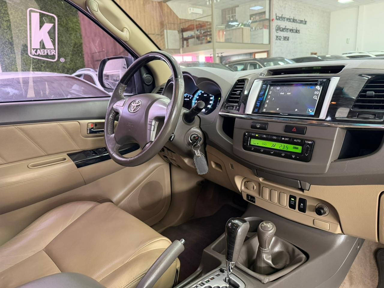  HILUX SW4 Sw4 Srv D4-d 4x4 3.0 Tdi Dies. Aut