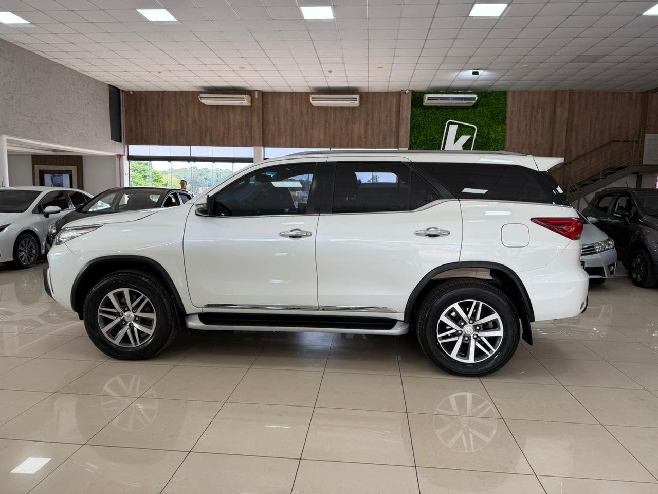  HILUX SW4 SRX 4X4 2.8 TDI 16V DIESEL AUT. 7 LUG