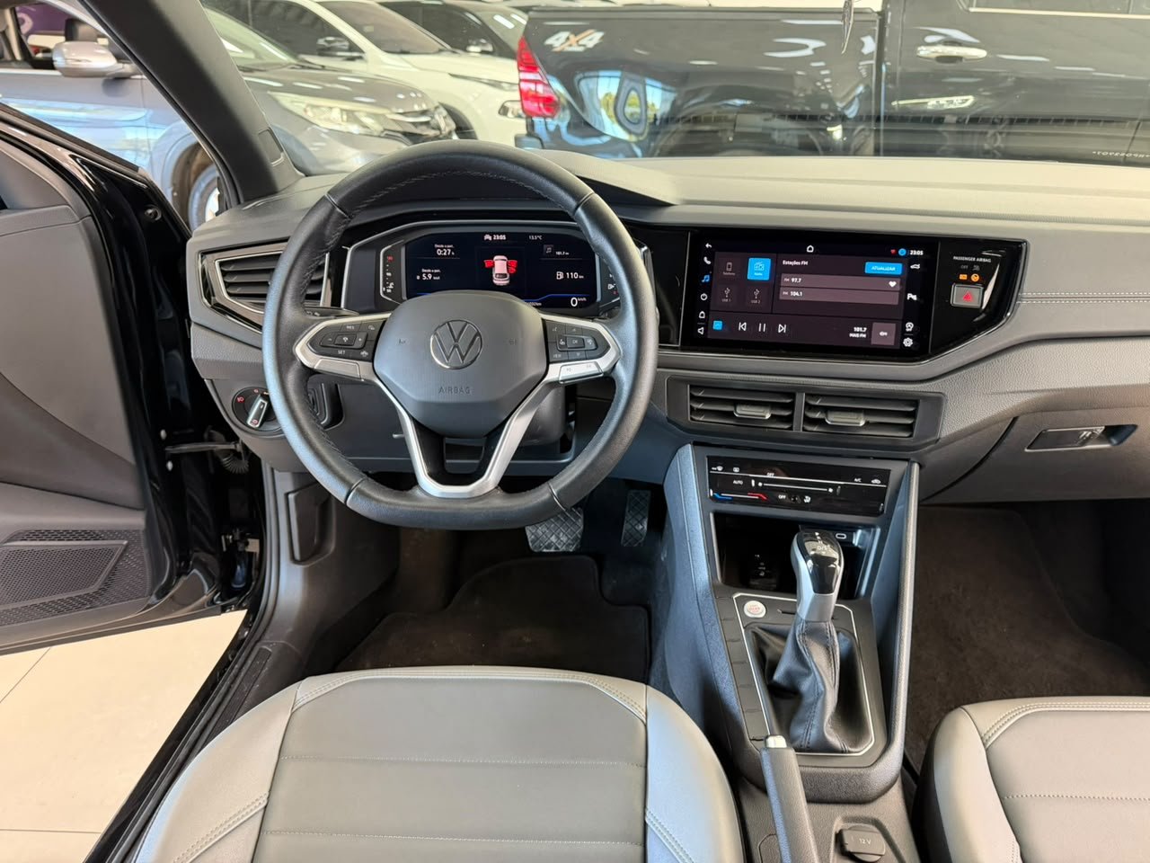  NIVUS Highline 1.0 200 Tsi Flex Aut.