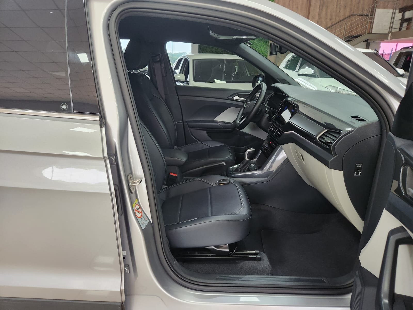  T-CROSS HIGHLINE 1.4 TSI FLEX AUT.