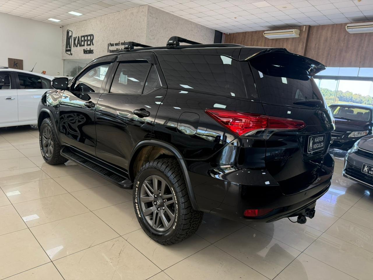  HILUX SW4 SRX 4X4 2.8 TDI 16V DIESEL AUT. 7 LUG