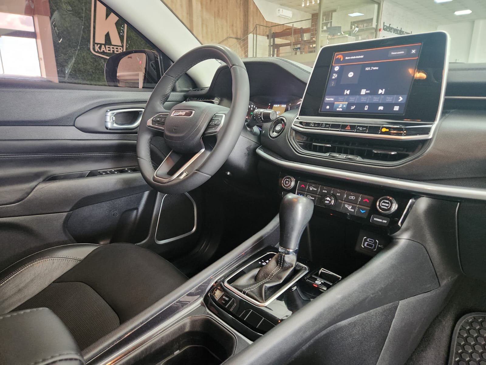  COMPASS SPORT T270 1.3 TB 4X2 FLEX AUT.