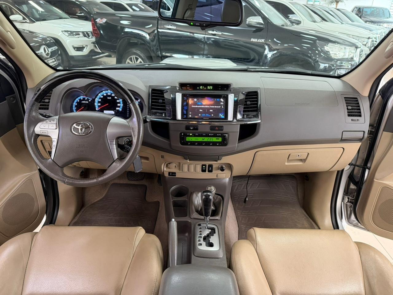  HILUX SW4 Sw4 Srv D4-d 4x4 3.0 Tdi Dies. Aut