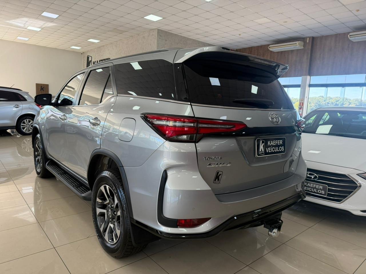  HILUX SW4 SRX PLATINUM  4X4 2.8 TDI 16V DIESEL AUT. 7 LUG