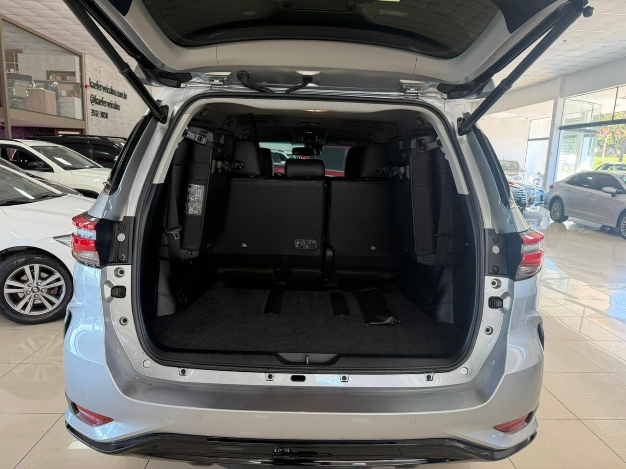  HILUX SW4 SRX PLATINUM  4X4 2.8 TDI 16V DIESEL AUT. 7 LUG