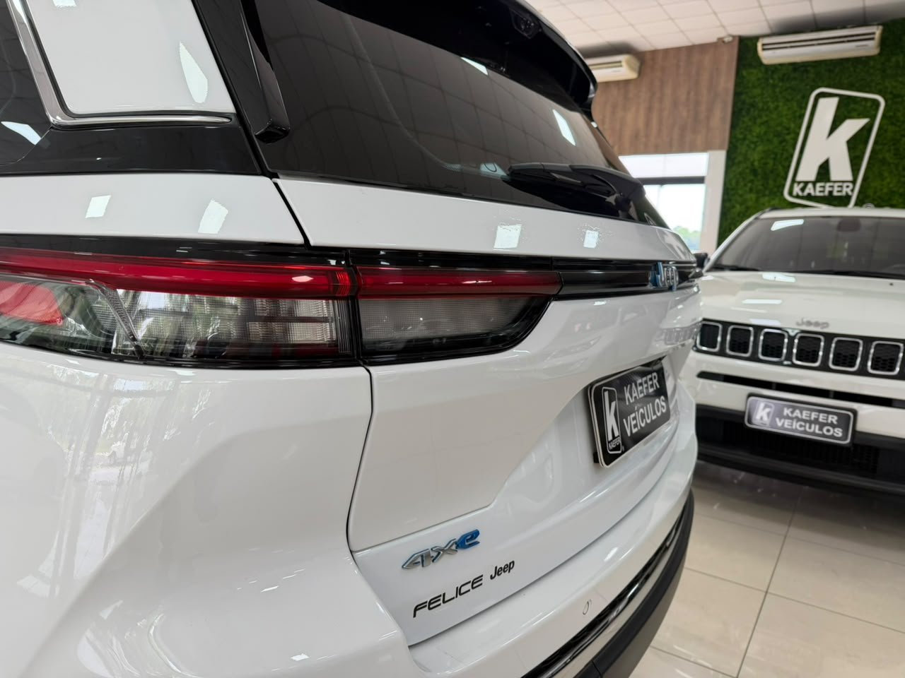  GRAND CHEROKEE 4XE 2.0 TURBO AUT. PLUG-IN (HIBRIDO)