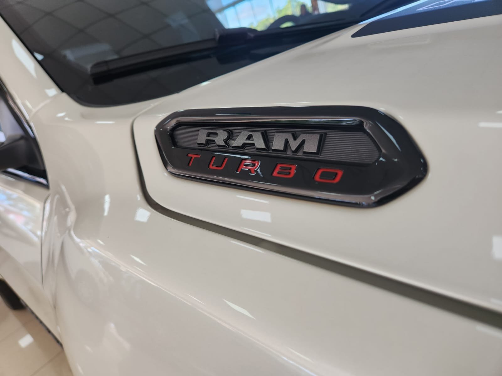  RAMPAGE RT HURRICANE 4 2.0 TB CD 4X4 AUT. 272CV