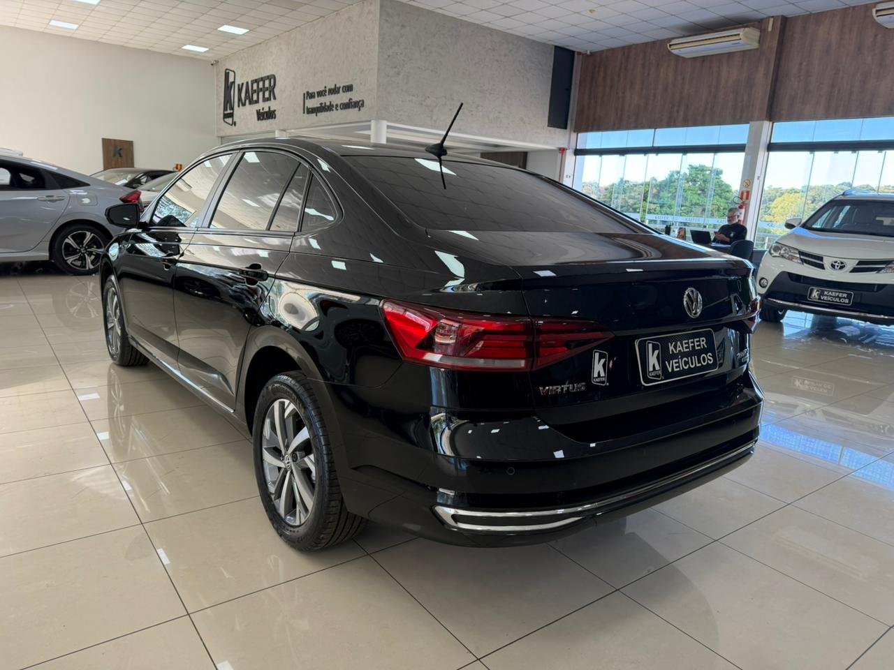  VIRTUS  HIGHLINE 200 TSI 1.0 FLEX 12V AUT