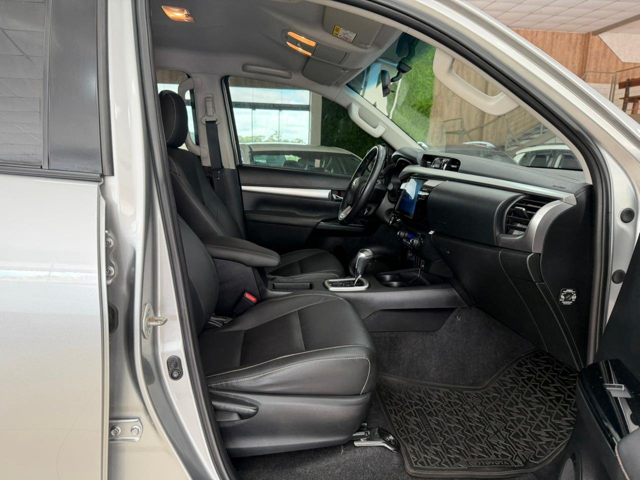  HILUX SR SR 2.8 4X4 TDI 16V AUT 