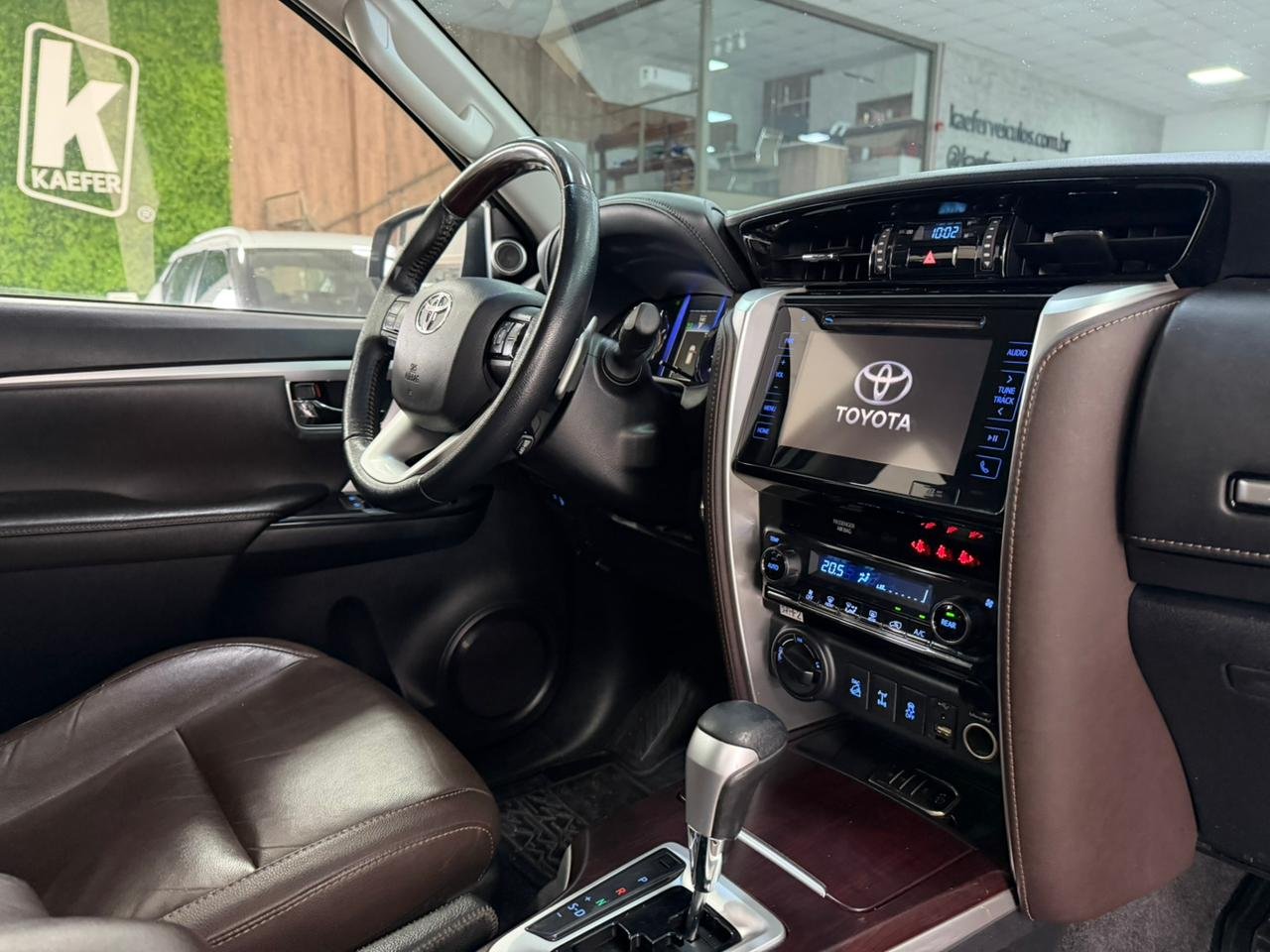  HILUX SW4 SRX 4X4 2.8 TDI 16V DIESEL AUT.