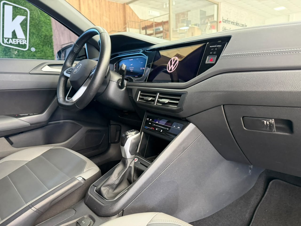  NIVUS Highline 1.0 200 Tsi Flex Aut.