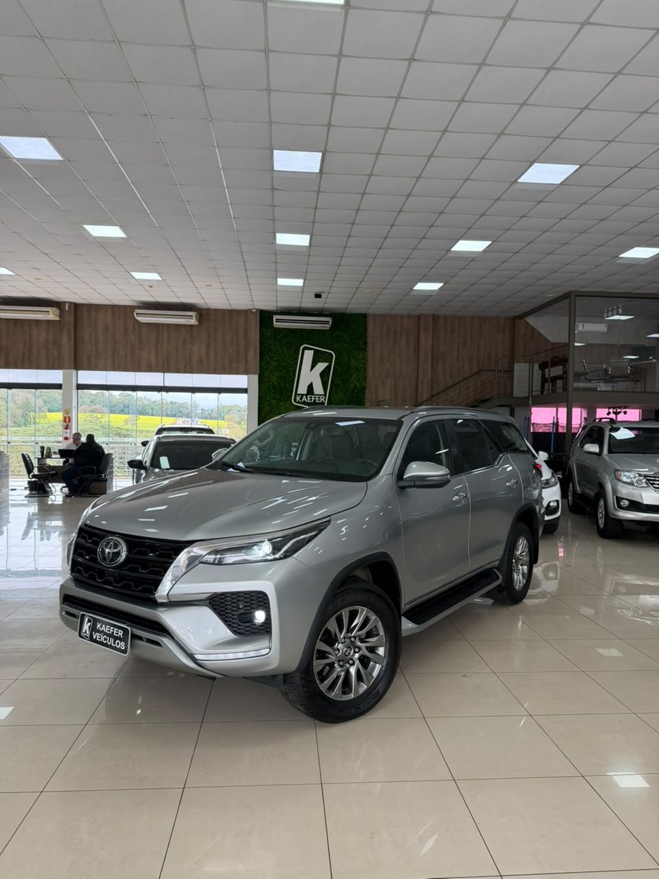  HILUX SW4 SRX 4X4 2.8 TDI 16V DIESEL AUT. 7 LUG